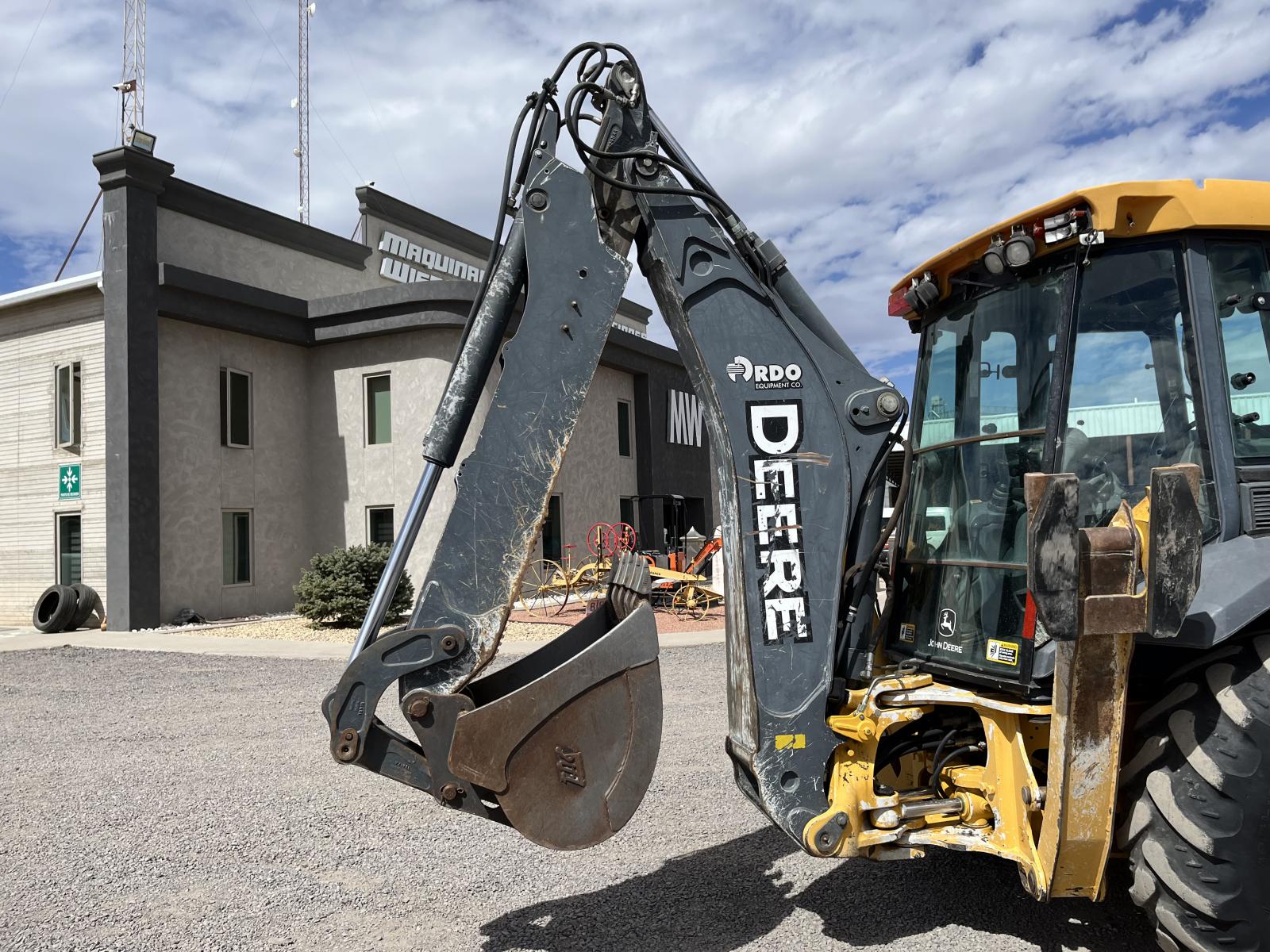 ./imagenes/INVOICE/2019/17364/RETROEXCAVADORA JOHN DEERE 310SK (21).JPG